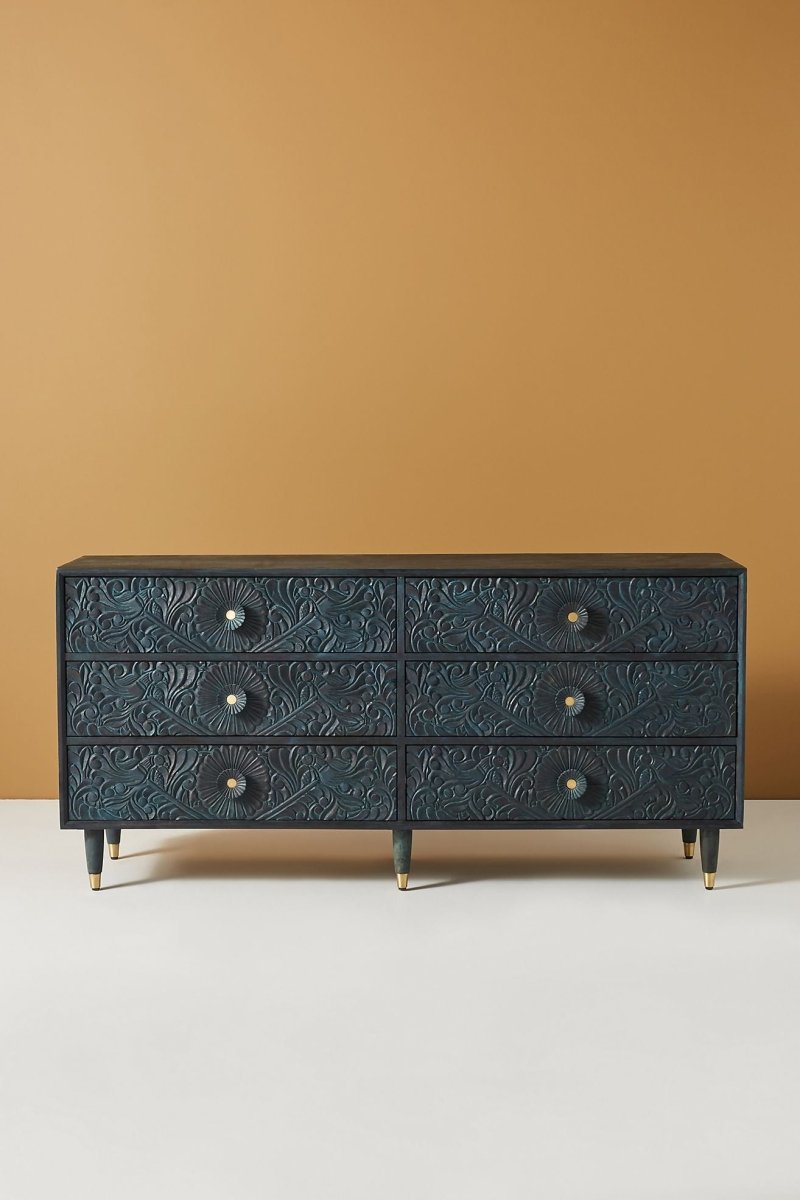 Hand Carved Gulliver Chest of Six-Drawer Dresser