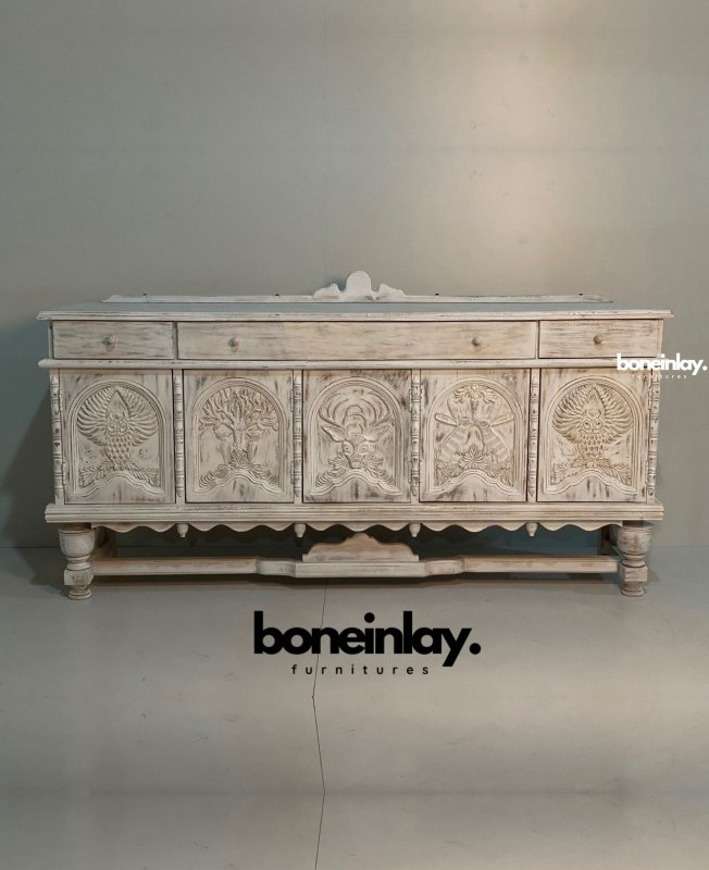 Wooden Wildlife Hand Carved Menagerie Buffet Table in White Color Sideboard