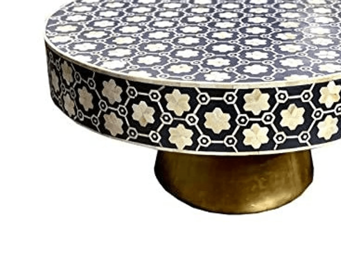 Handmade Inlay Round Coffee Table in Black and White Color